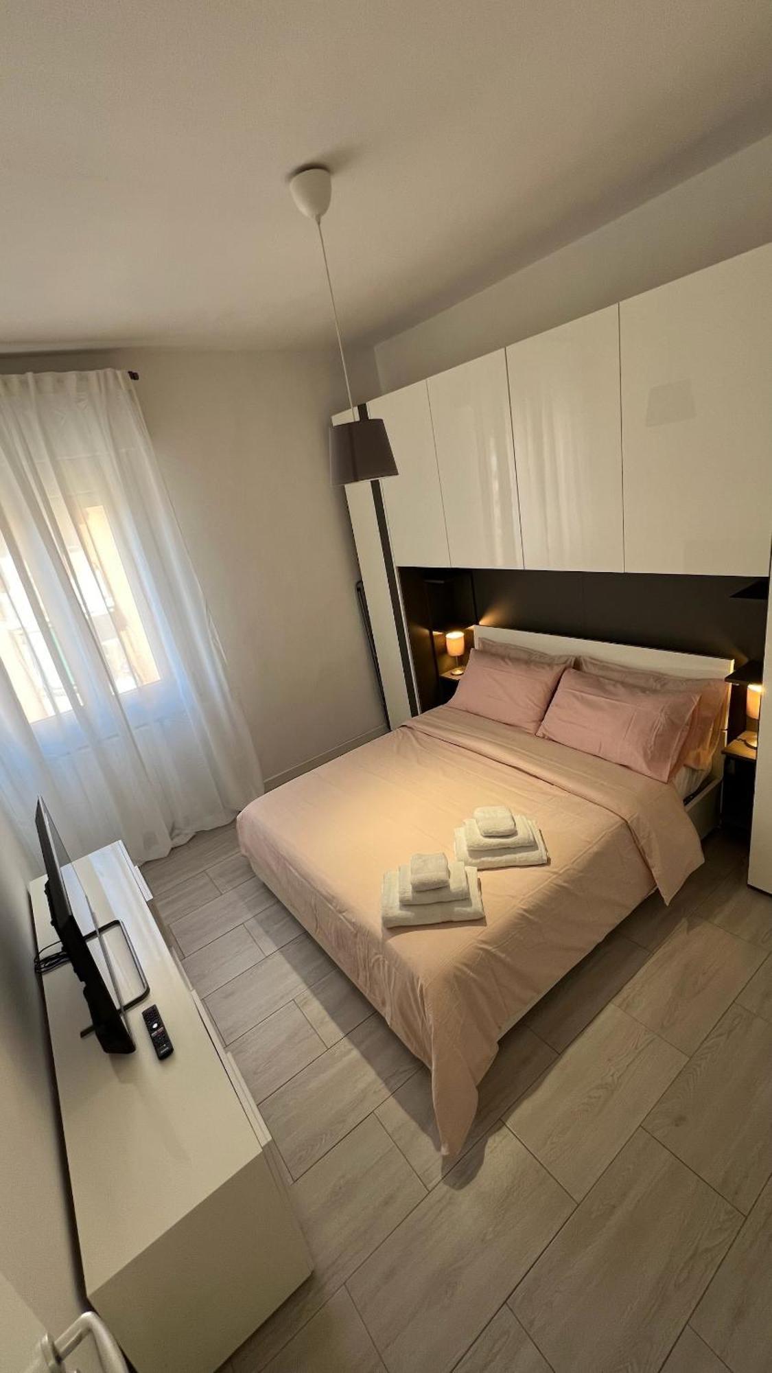Rafael Milano - 10 Min From Linate Airport, Centrale Fs, Ospedale San Raffaele Apartment Exterior photo
