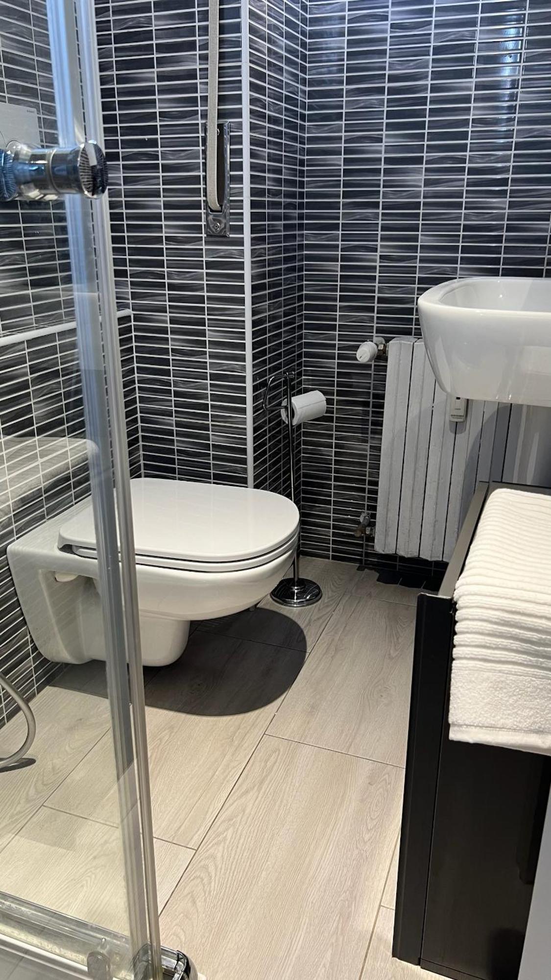 Rafael Milano - 10 Min From Linate Airport, Centrale Fs, Ospedale San Raffaele Apartment Exterior photo